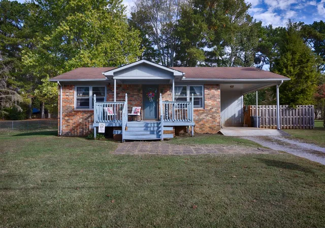 Photo 2 of Single family home for sale at 20 Harper Dr, Fayetteville, TN 37334 | MLS# 3628747 | Listing updated on 2026-10-29