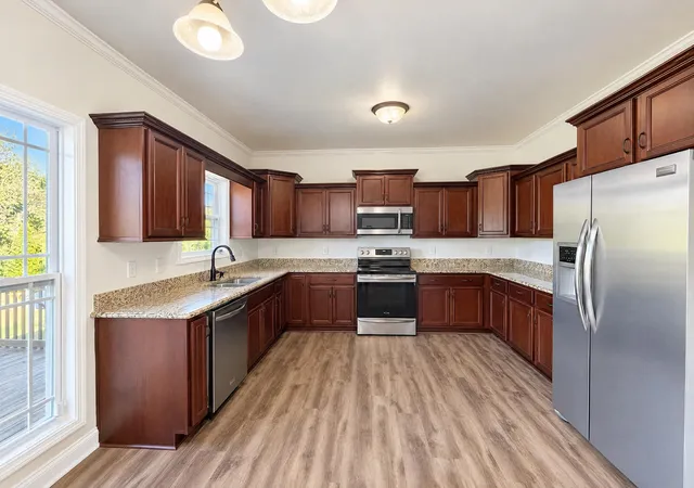 Photo 2 of Single family home for sale at 995 Terraceside Cir, Clarksville, TN 37040 | MLS# 3626961 | Listing updated on 2026-10-26