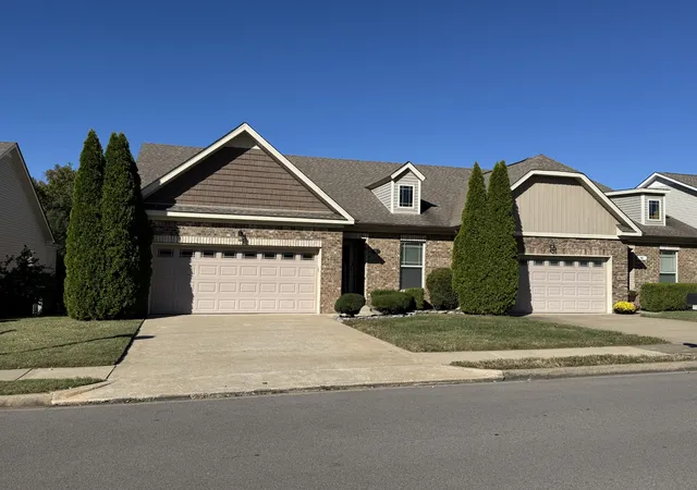 Photo 2 of Single family home for sale at 91 Whitman Xing, Clarksville, TN 37043 | MLS# 3627040 | Listing updated on 2026-10-28