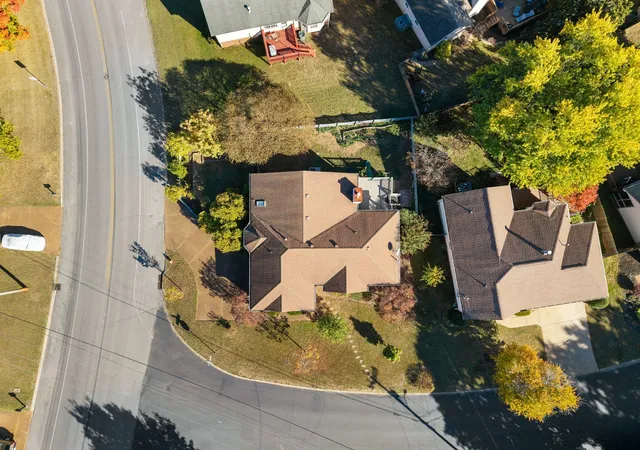 Photo 4 of Single family home for sale at 6045 Bradford Hills Dr, Nashville, TN 37211 | MLS# 3628804 | Listing updated on 2026-10-30
