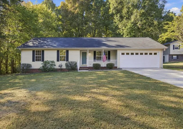 Photo 3 of Single family home for sale at 1113 Eldredge Dr NW, Cleveland, TN 37312 | MLS# 3627020 | Listing updated on 2026-10-29
