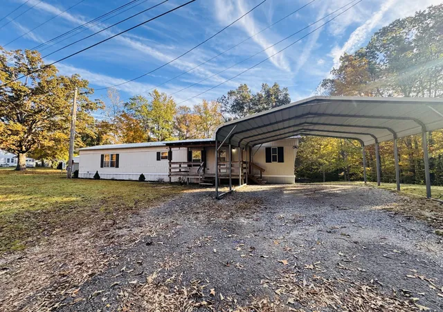 Photo 2 of Manufactured home for sale at 1090 The Tr, Dover, TN 37058 | MLS# 3627711 | Listing updated on 2026-10-28