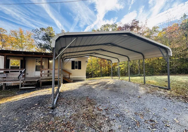 Photo 3 of Manufactured home for sale at 1090 The Tr, Dover, TN 37058 | MLS# 3627711 | Listing updated on 2026-10-28