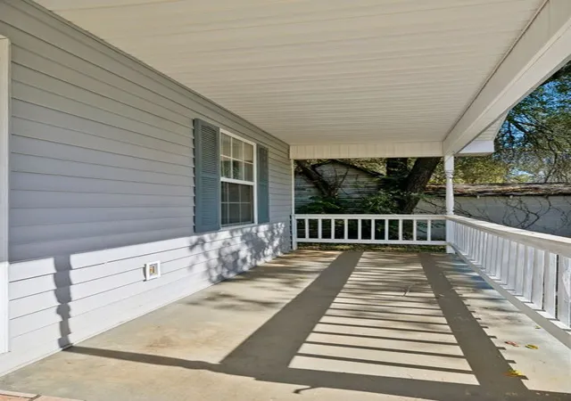 Photo 4 of Single family home for sale at 318 W Everett St, Sparta, TN 38583 | MLS# 3627511 | Listing updated on 2026-10-27