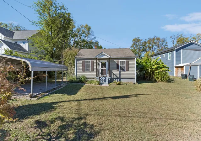 Photo 2 of Single family home for sale at 3009 Harlin Dr, Nashville, TN 37211 | MLS# 3628769 | Listing updated on 2026-10-29