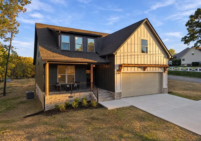 Single family home for sale at 9708 Birchwood Pike, Harrison, TN 37341 | MLS# 3627167