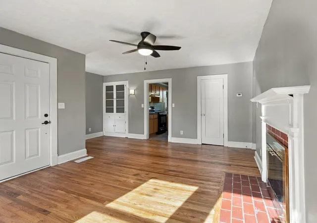 Photo 2 of Single family home for sale at 1501 5th Avenue W, Springfield, TN 37172 | MLS# 3628172 | Listing updated on 2026-10-30