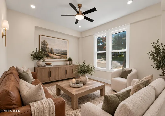 Photo 2 of Single family home for sale at 1123 Hiawassee Ave, Knoxville, TN 37917 | MLS# 3627194 | Listing updated on 2026-10-29