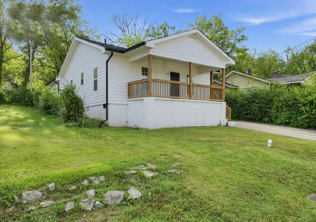 Single family home for sale at 1240 Wheeler Ave, Chattanooga, TN 37406 | MLS# 3627285