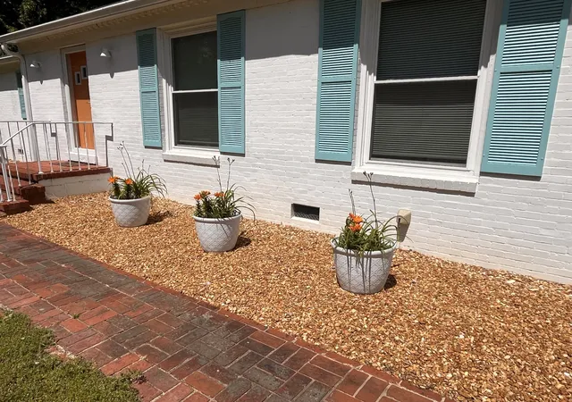 Photo 2 of Single family home for sale at 1310 Trotwood Ave, Columbia, TN 38401 | MLS# 3627314 | Listing updated on 2026-10-28