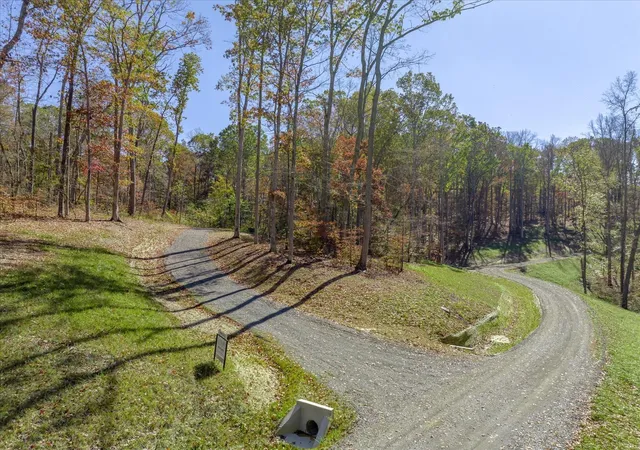 Photo 1 of Land for sale at 6049 Stone Cliff Ln, Franklin, TN 37064 | MLS# 3627243 | Listing updated on 2026-10-27