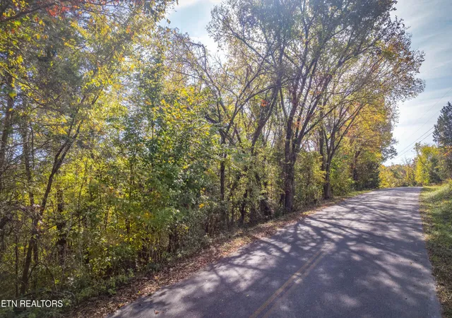 Photo 4 of Land for sale at 24 Buck Horn Rd, Sevierville, TN 37876 | MLS# 3627246 | Listing updated on 2026-10-27