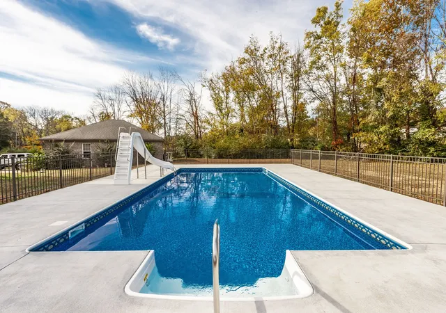 Photo 4 of Single family home for sale at 1678 Liberty Ln, Gallatin, TN 37066 | MLS# 3627578 | Listing updated on 2026-10-30