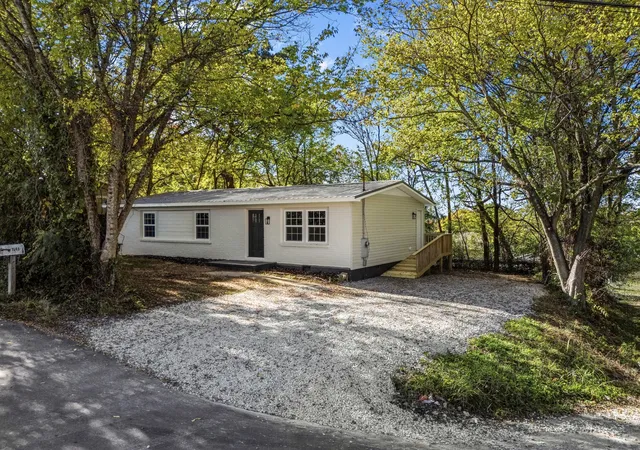 Single family home for sale at 1083 High St NE, Cleveland, TN 37311 | MLS# 3628086