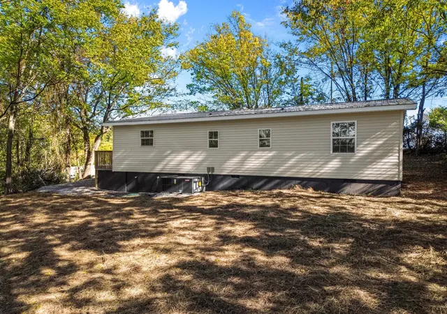 Photo 2 of Single family home for sale at 1083 High St NE, Cleveland, TN 37311 | MLS# 3628086 | Listing updated on 2026-10-28