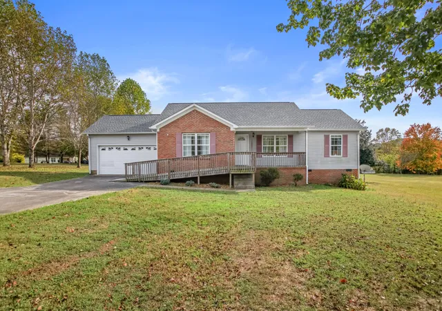 Photo 2 of Single family home for sale at 2020 Summer Ln, Culleoka, TN 38451 | MLS# 3628066 | Listing updated on 2026-10-28