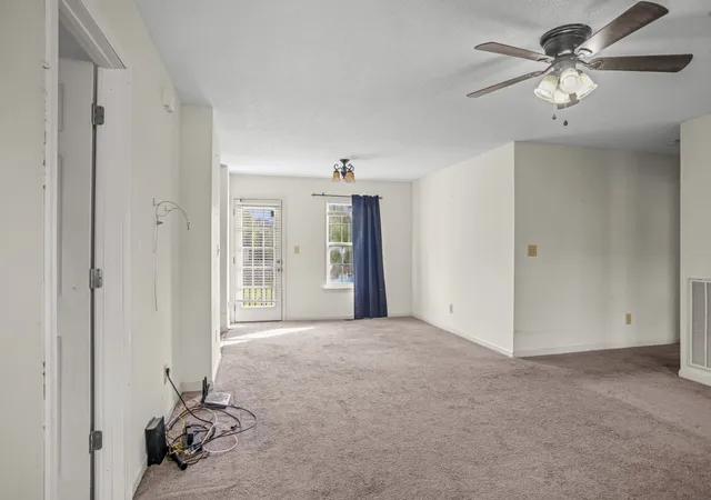 Photo 4 of Single family home for sale at 2020 Summer Ln, Culleoka, TN 38451 | MLS# 3628066 | Listing updated on 2026-10-28