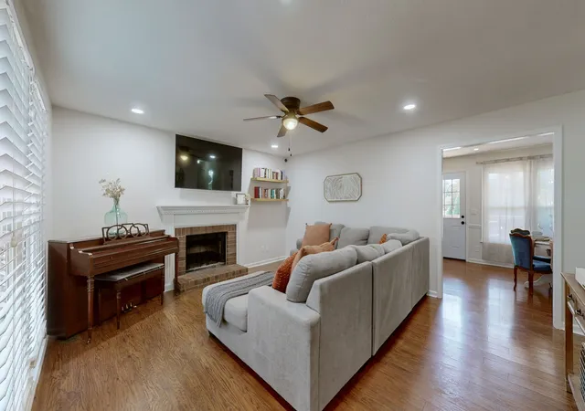 Photo 2 of Single family home for sale at 528 Wilmoore Ct, Smyrna, TN 37167 | MLS# 3628527 | Listing updated on 2026-10-29