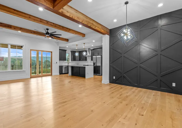 Photo 4 of Single family home for sale at 201 Clubhouse Dr, Jasper, TN 37347 | MLS# 3627335 | Listing updated on 2026-10-27