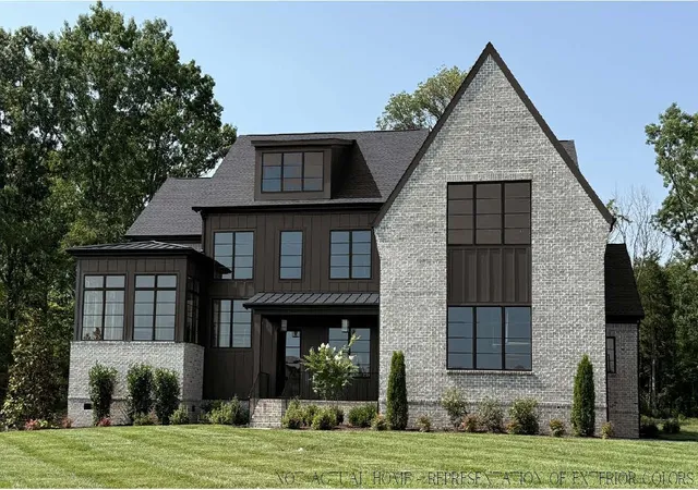 Photo 1 of Mansion for sale at 9013 Forrest Lawn Dr, Brentwood, TN 37027 | MLS# 3629834 | Listing updated on 2026-10-30