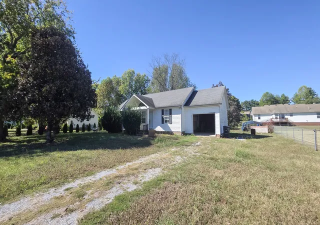 Photo 1 of Single family home for sale at 3227 Penny Ln, Murfreesboro, TN 37130 | MLS# 3627392 | Listing updated on 2026-10-27