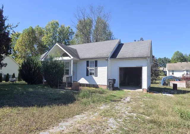 Photo 3 of Single family home for sale at 3227 Penny Ln, Murfreesboro, TN 37130 | MLS# 3627392 | Listing updated on 2026-10-27