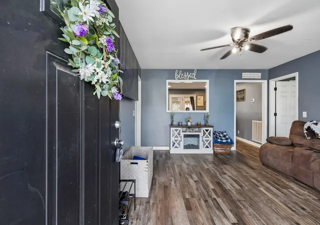 Photo 1 of Single family home for sale at 308 Bandera Ln, Springfield, TN 37172 | MLS# 3627480 | Listing updated on 2026-10-27