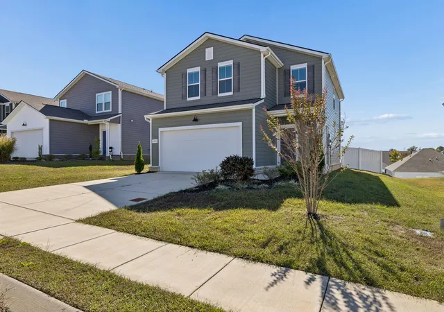 Photo 1 of Single family home for sale at 3905 Sadie St, Columbia, TN 38401 | MLS# 3627849 | Listing updated on 2026-10-28
