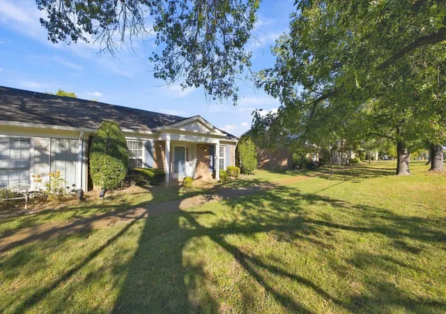 Photo 2 of Condo for sale at 115 Plantation Ct, Nashville, TN 37221 | MLS# 3628309 | Listing updated on 2026-10-29