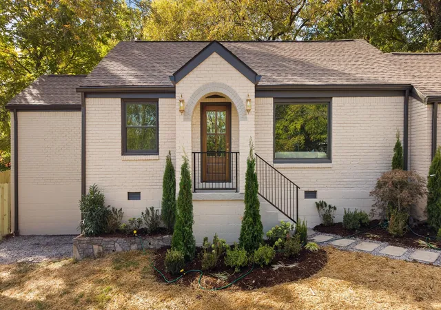 Photo 1 of Single family home for sale at 204 Cliffdale Rd, Nashville, TN 37214 | MLS# 3628588 | Listing updated on 2026-10-30