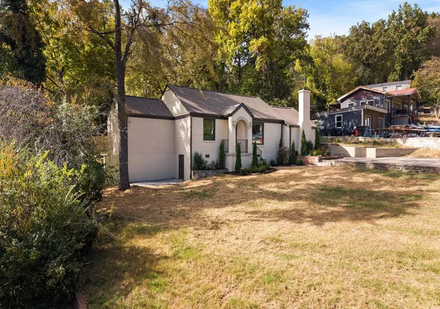 Photo 2 of Single family home for sale at 204 Cliffdale Rd, Nashville, TN 37214 | MLS# 3628588 | Listing updated on 2026-10-30