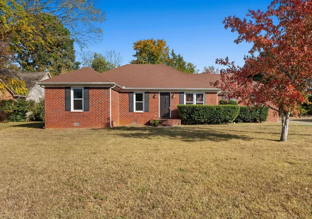 Photo 1 of Single family home for sale at 1326 Haynes Dr, Murfreesboro, TN 37129 | MLS# 3628806 | Listing updated on 2026-10-30