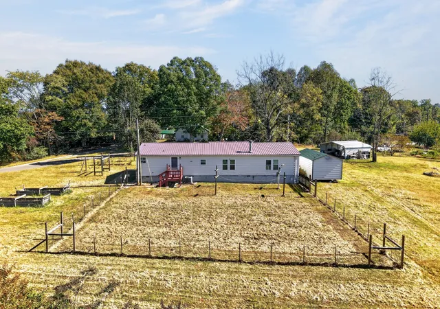 Photo 1 of Manufactured home for sale at 5689 Bell Rd, Cookeville, TN 38506 | MLS# 3627569 | Listing updated on 2026-10-27