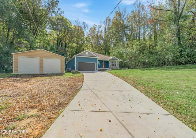 Photo 1 of Single family home for sale at 4708 Guinn Rd, Knoxville, TN 37931 | MLS# 3627589 | Listing updated on 2026-10-28