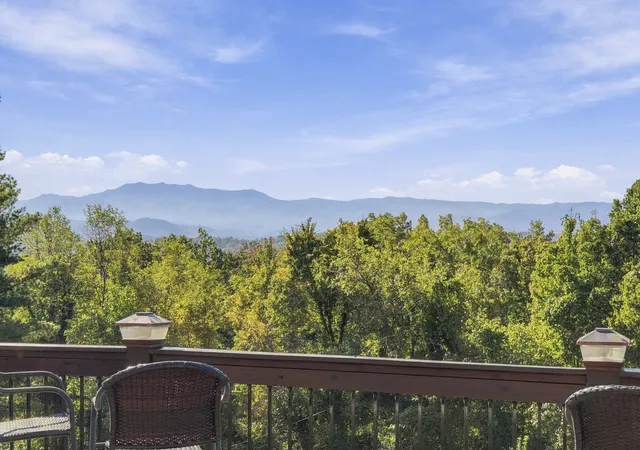 Photo 3 of Single family home for sale at 430 Burridge Dr, Sevierville, TN 37862 | MLS# 3628357 | Listing updated on 2026-10-29