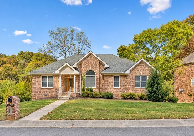Single family home for sale at 2409 Devon Valley Dr, Nashville, TN 37221 | MLS# 3627622