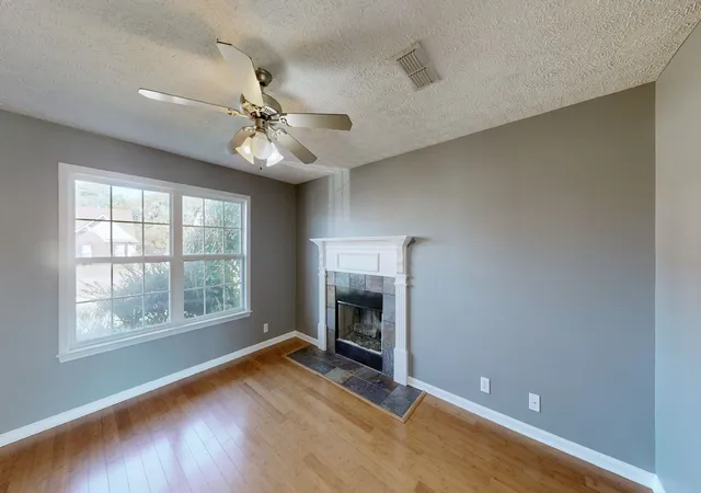Photo 4 of Single family home for sale at 1428 Jeter Way, Murfreesboro, TN 37129 | MLS# 3627638 | Listing updated on 2026-10-29
