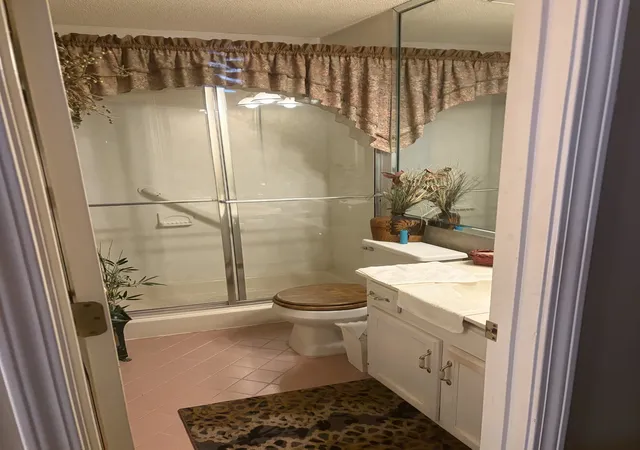 Photo 4 of Condo for sale at 522 Upsall Dr, Antioch, TN 37013 | MLS# 3627664 | Listing updated on 2026-10-31
