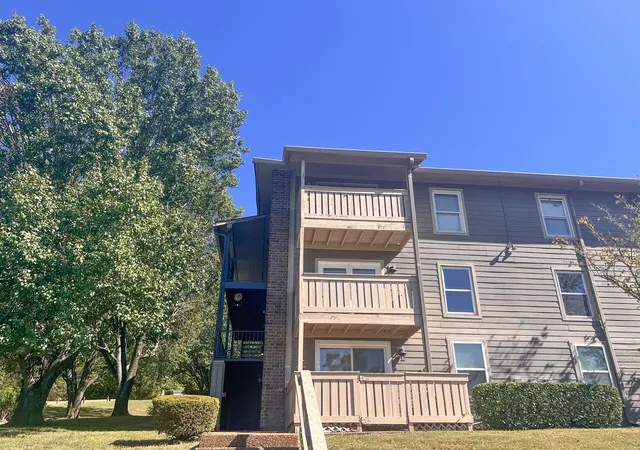 Photo 1 of Condo for sale at 703 Ashlawn Pl, Nashville, TN 37211 | MLS# 3627680 | Listing updated on 2026-10-28