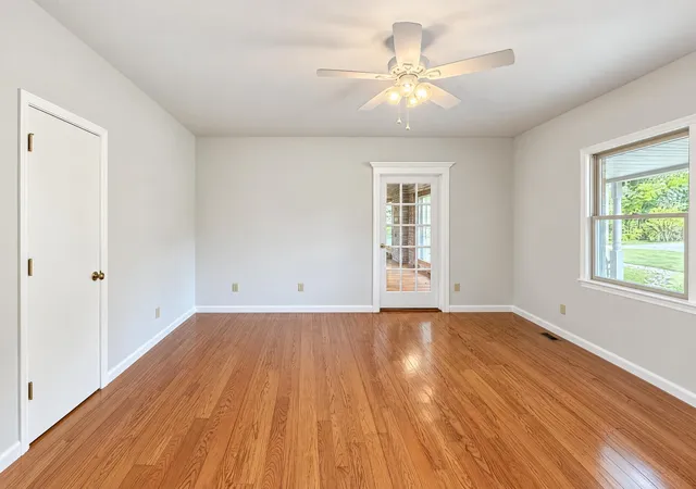 Photo 3 of Single family home for sale at 4211 Hargrove Marable Rd, Palmyra, TN 37142 | MLS# 3629711 | Listing updated on 2026-10-30