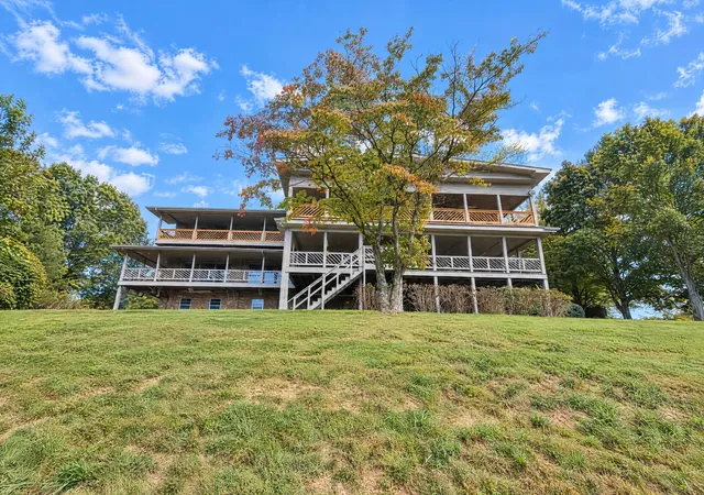 Photo 4 of Single family home for sale at 4211 Hargrove Marable Rd, Palmyra, TN 37142 | MLS# 3629711 | Listing updated on 2026-10-30