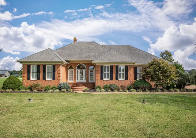 Single family home for sale at 328 Riley Ave, Smithville, TN 37166 | MLS# 3627719