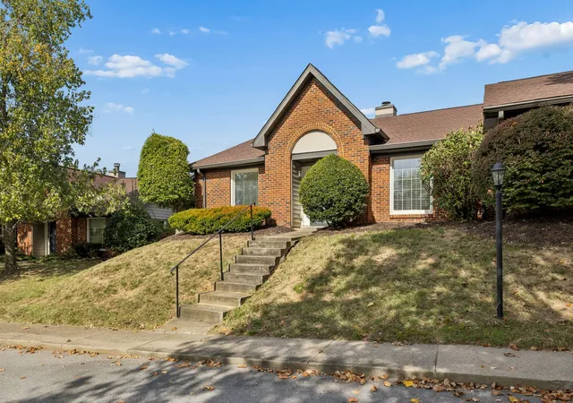 Photo 1 of Condo for sale at 206 Highland Villa Cir, Nashville, TN 37211 | MLS# 3629741 | Listing updated on 2026-10-30