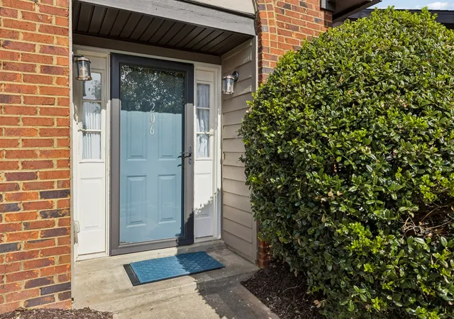 Photo 4 of Condo for sale at 206 Highland Villa Cir, Nashville, TN 37211 | MLS# 3629741 | Listing updated on 2026-10-30