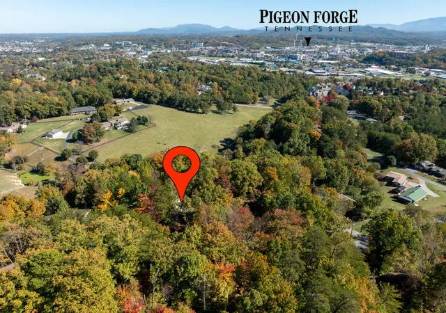 Photo 3 of Single family home for sale at 742 Lloyd Huskey Rd, Pigeon Forge, TN 37863 | MLS# 3628529 | Listing updated on 2026-10-29