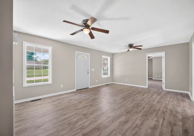 Photo 3 of Single family home for sale at 1449 Biltmore Cir, Cookeville, TN 38501 | MLS# 3627819 | Listing updated on 2026-10-29
