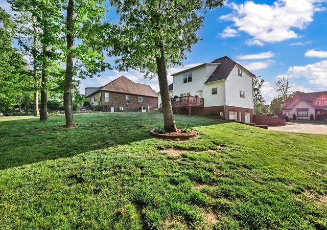 Photo 2 of Single family home for sale at 2971 Prince Dr, Clarksville, TN 37043 | MLS# 3628621 | Listing updated on 2026-10-29