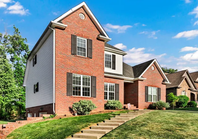 Photo 4 of Single family home for sale at 2971 Prince Dr, Clarksville, TN 37043 | MLS# 3628621 | Listing updated on 2026-10-29