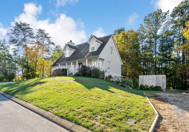 Photo 4 of Single family home for sale at 860 Tommie Ln, Soddy Daisy, TN 37379 | MLS# 3627820 | Listing updated on 2026-10-29