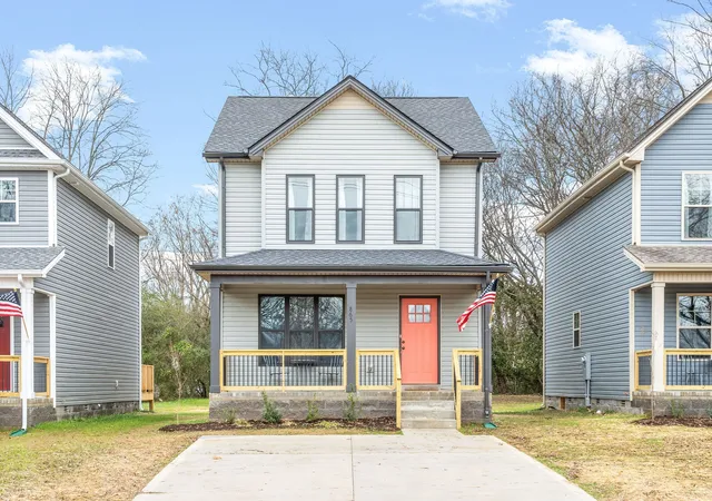 Photo 1 of Single family home for sale at 865 Central Ave, Clarksville, TN 37040 | MLS# 3629798 | Listing updated on 2026-10-30